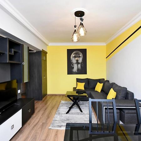 Positive Apartment In Center Of Yerevan City Экстерьер фото