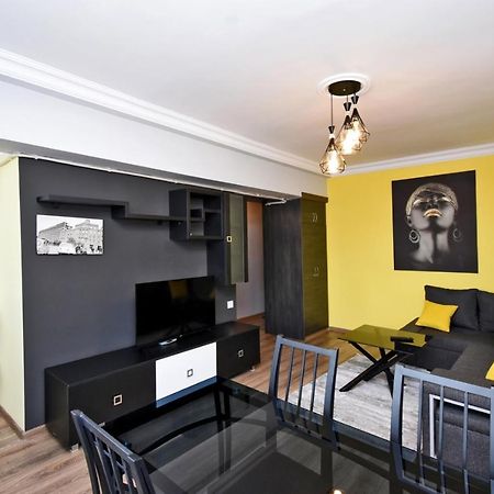 Positive Apartment In Center Of Yerevan City Экстерьер фото