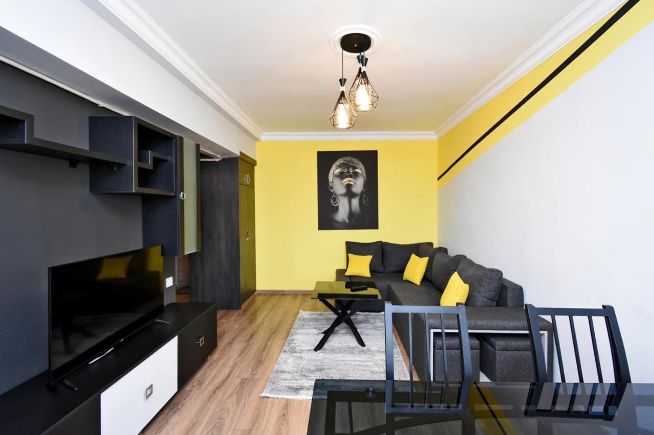 Positive Apartment In Center Of Yerevan City Экстерьер фото