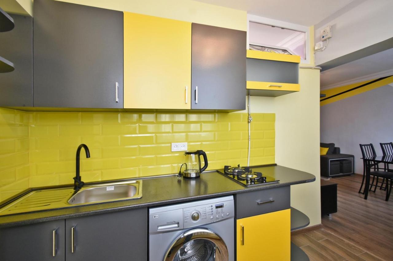 Positive Apartment In Center Of Yerevan City Экстерьер фото